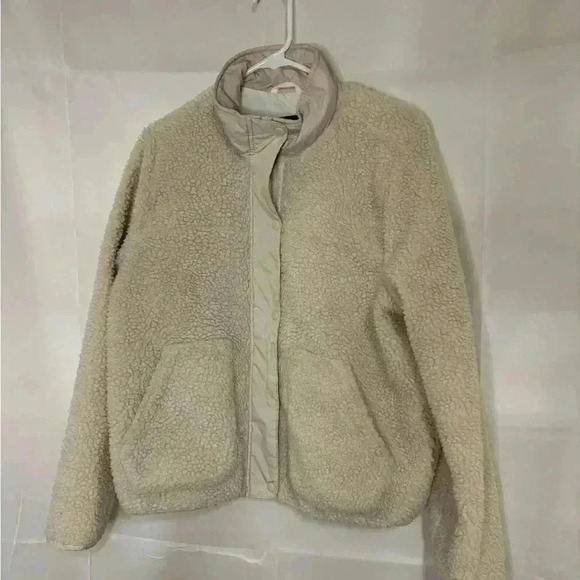 Womens size large Hollister brand Sherpa jacket, #A535 - Picture 1 of 7